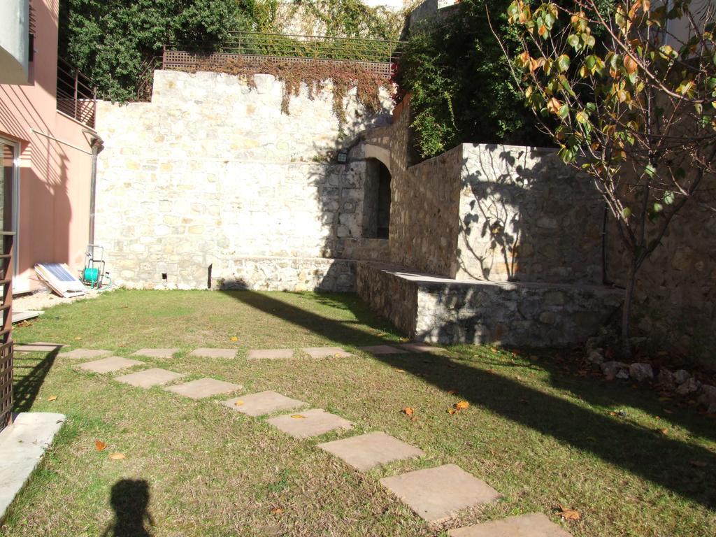 Appartement Au Chateau Vallaya Menton Exterior photo